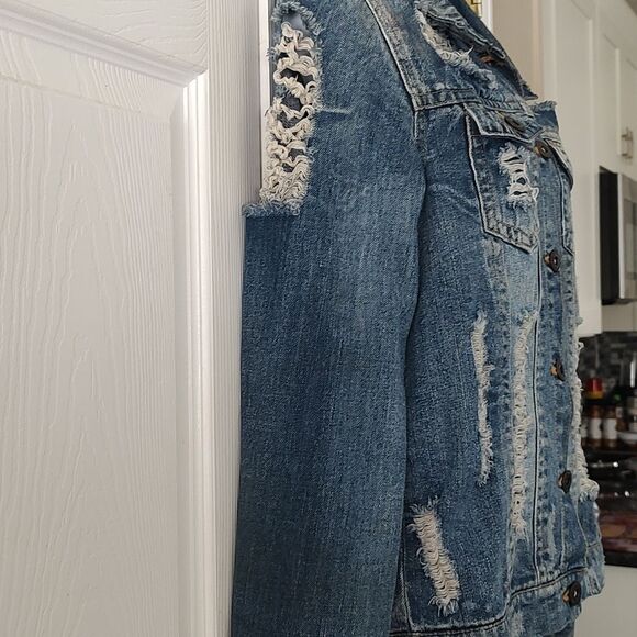 Highway  Jeans  super distressed trashed jean jacket - Picture 5 of 7
